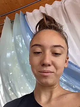 CristinaSww online show from October 2025 11:55:01 AM