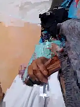 Snapshot of Eduardo_20cm chatting on September 2025 11:48:01 PM Eduardo 20cm online show from September 2025 11:48:01 PM