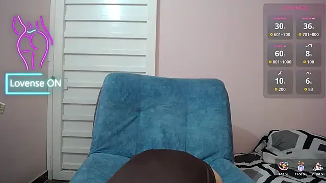 Snapshot of princess_sarita1 chatting on June 2026 10:10:02 PM princess sarita1 online show from June 2026 10:10:02 PM