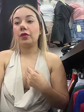 Snapshot of Fabii15 chatting on September 2025 12:14:01 AM Fabii15 online show from September 2025 12:14:01 AM