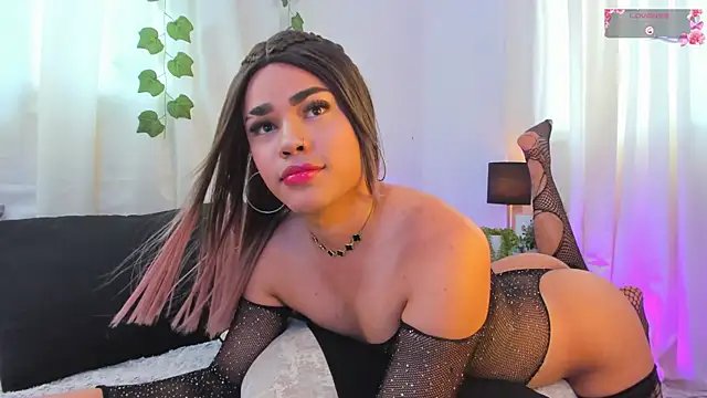 blazeestevezz online show from September 2025 05:07:02 PM