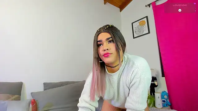 blazeestevezz online show from June 2026 10:27:02 PM