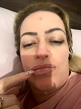 Snapshot of Alerquinasc chatting on September 2025 04:56:02 AM Alerquinasc online show from September 2025 04:56:02 AM