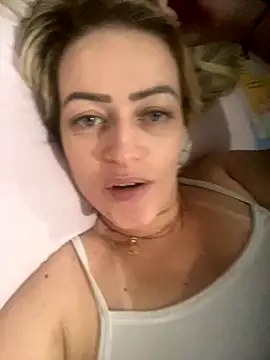 Snapshot of Alerquinasc chatting on November 2025 10:01:02 PM Alerquinasc online show from November 2025 10:01:02 PM