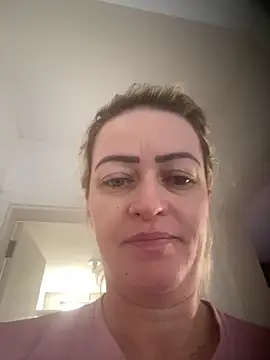 Snapshot of Alerquinasc chatting on December 2025 09:38:01 AM Alerquinasc online show from December 2025 09:38:01 AM