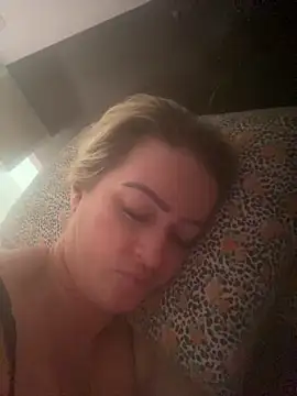 Snapshot of Alerquinasc chatting on February 2026 07:56:02 PM Alerquinasc online show from February 2026 07:56:02 PM