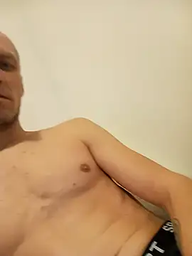 nowamoc34 online show from December 2025 03:55:01 AM