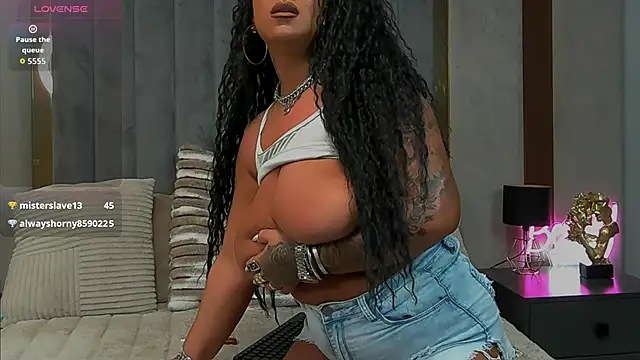 Sierra Quinn online show from March 2026 08:19:02 PM