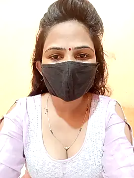 Snapshot of Shagun-Mishra chatting on September 2025 06:29:02 PM Shagun-Mishra online show from September 2025 06:29:02 PM