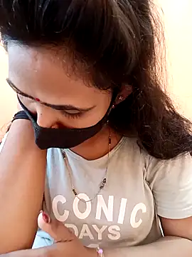 Snapshot of Shagun-Mishra chatting on September 2025 03:52:01 AM Shagun-Mishra online show from September 2025 03:52:01 AM