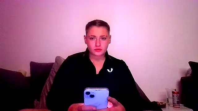 Snapshot of RUBY-ROSE-SWINGS chatting on October 2025 09:52:01 PM RUBY-ROSE-SWINGS online show from October 2025 09:52:01 PM