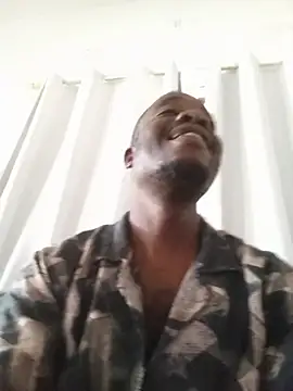 WaiterZim online show from July 2026 12:11:01 PM