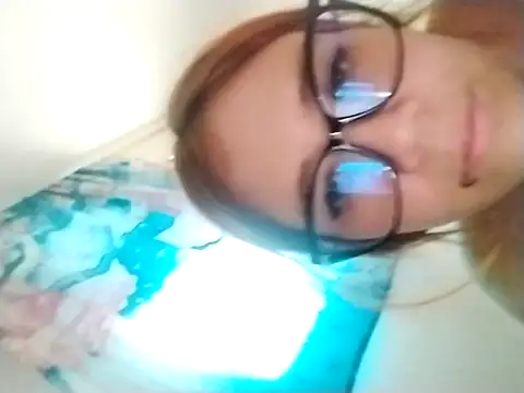 Snapshot of RapunzeRaydes chatting on September 2025 08:23:01 PM RapunzeRaydes online show from September 2025 08:23:01 PM