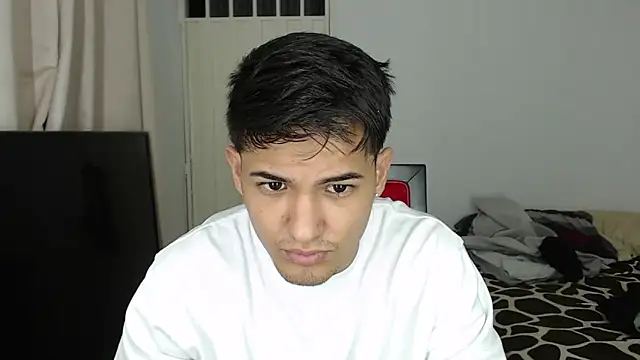 Alex mojica online show from October 2025 11:27:02 AM