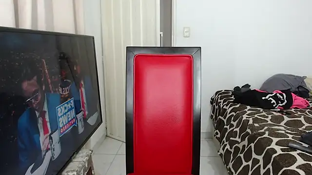 Alex mojica online show from October 2025 05:06:01 AM