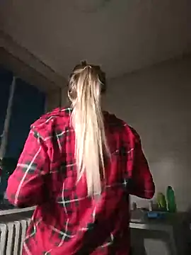 babyjessi online show from April 2026 08:59:01 PM