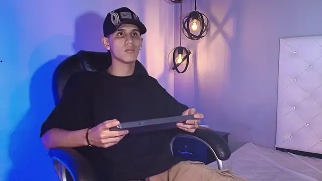  realwav online show from December 2025 05:46:02 AM