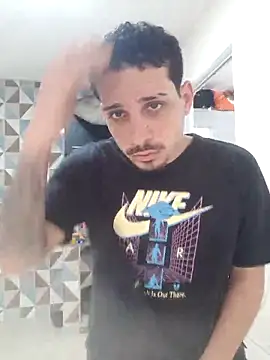 Snapshot of branquintatto chatting on October 2025 08:17:01 PM branquintatto online show from October 2025 08:17:01 PM