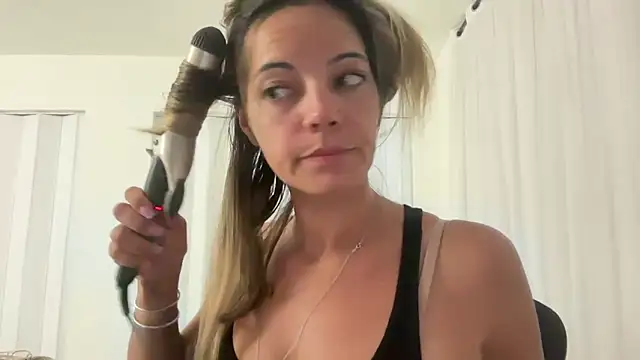 prettyykitty22 online show from May 2026 02:52:02 AM