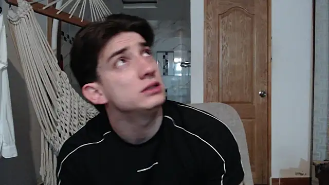 Snapshot of AteneoJr chatting on October 2025 03:50:02 AM AteneoJr online show from October 2025 03:50:02 AM