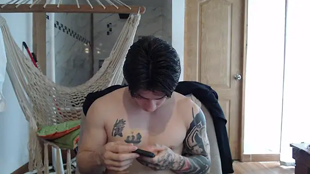 Snapshot of AteneoJr chatting on November 2025 05:03:02 PM AteneoJr online show from November 2025 05:03:02 PM