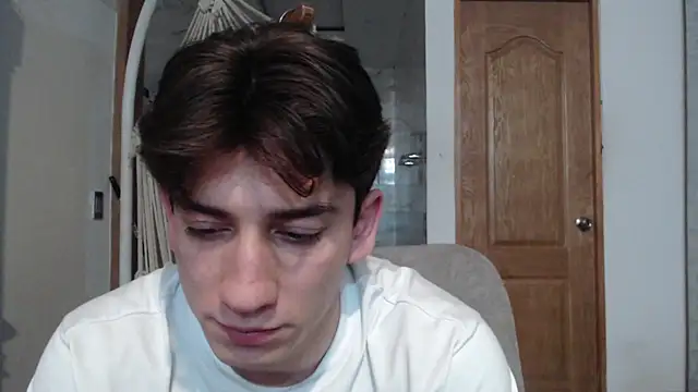 Snapshot of AteneoJr chatting on January 2026 12:02:01 AM AteneoJr online show from January 2026 12:02:01 AM