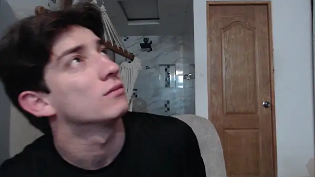 Snapshot of AteneoJr chatting on January 2026 12:37:01 AM AteneoJr online show from January 2026 12:37:01 AM