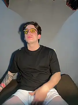 Snapshot of AteneoJr chatting on March 2026 12:19:01 AM AteneoJr online show from March 2026 12:19:01 AM