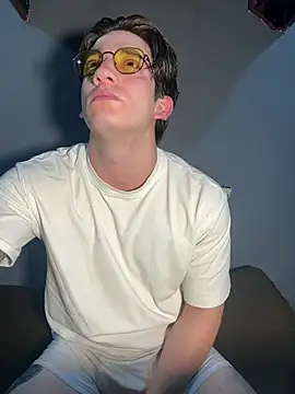 Snapshot of AteneoJr chatting on March 2026 12:36:02 AM AteneoJr online show from March 2026 12:36:02 AM