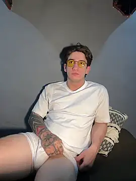 Snapshot of AteneoJr chatting on March 2026 12:26:01 AM AteneoJr online show from March 2026 12:26:01 AM