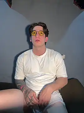 Snapshot of AteneoJr chatting on March 2026 12:39:01 AM AteneoJr online show from March 2026 12:39:01 AM