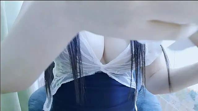 Winnie-01 online show from May 2026 12:32:01 PM