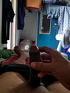 hotbull30 online show from May 2026 12:24:01 PM