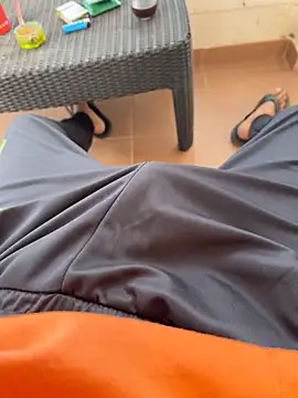 Manu97k online show from February 2026 10:36:02 AM