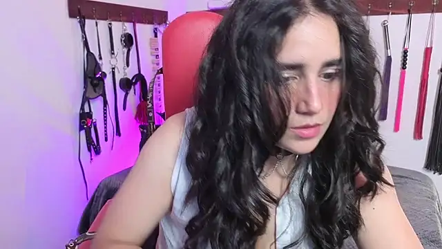 elowen halley1 online show from May 2026 06:49:02 PM
