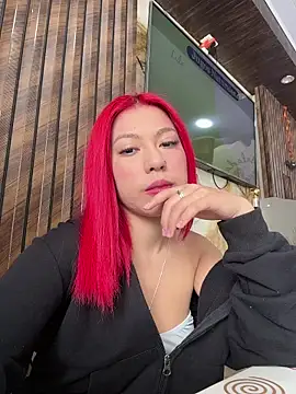 Scarlett fiire online show from October 2025 03:04:01 PM