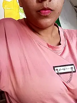 Snapshot of Daila_Lucia chatting on January 2026 10:03:02 PM Daila Lucia online show from January 2026 10:03:02 PM