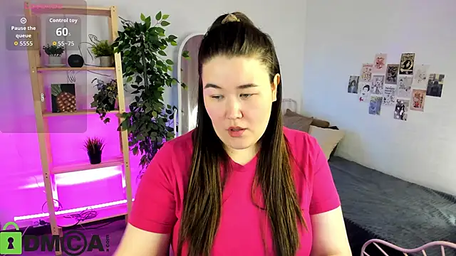 Tara Torres online show from December 2025 09:40:01 AM