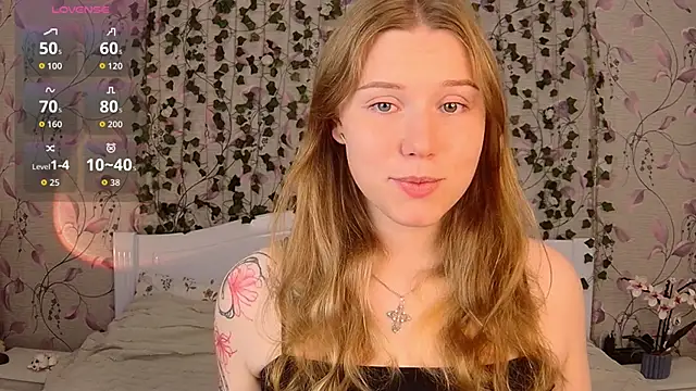 Snapshot of _influensii_ chatting on September 2025 04:56:02 AM influensii online show from September 2025 04:56:02 AM