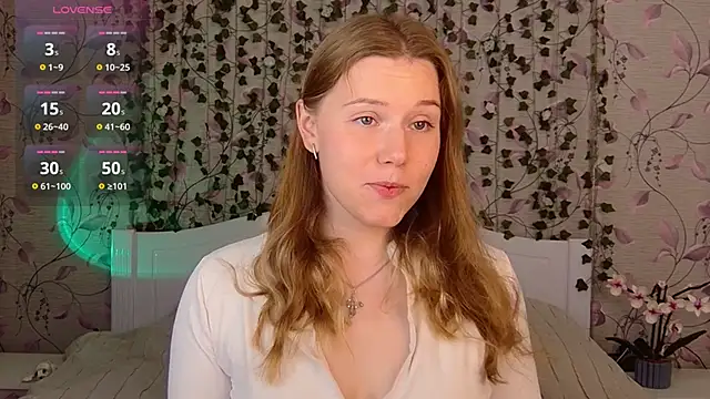 Snapshot of _influensii_ chatting on September 2025 05:30:01 AM influensii online show from September 2025 05:30:01 AM