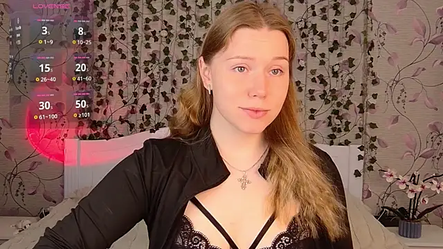 Snapshot of _influensii_ chatting on September 2025 05:20:01 AM influensii online show from September 2025 05:20:01 AM