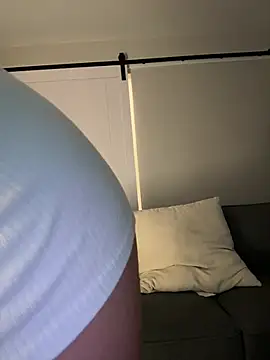 lilbbyily online show from June 2026 02:31:02 AM