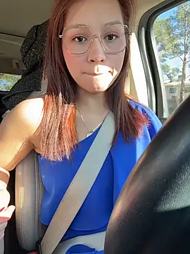 Snapshot of Mrs_MrLove chatting on February 2026 10:37:02 PM Mrs MrLove online show from February 2026 10:37:02 PM