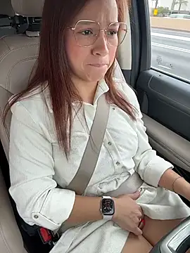 Snapshot of Mrs_MrLove chatting on February 2026 06:12:01 PM Mrs MrLove online show from February 2026 06:12:01 PM