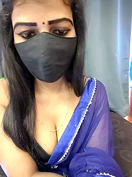 Misss-julli online show from March 2026 08:40:01 AM