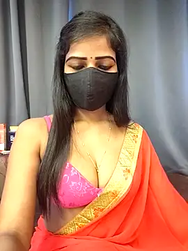 Misss-julli online show from March 2026 11:03:01 AM