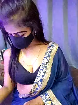 Misss-julli online show from March 2026 04:12:02 PM