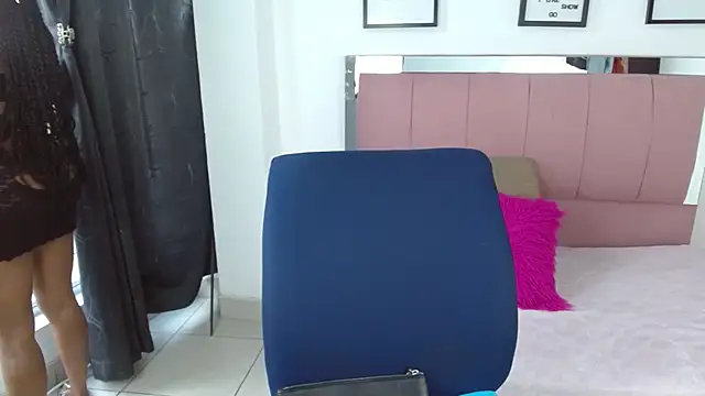 Lele F w online show from September 2025 06:41:02 PM