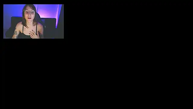 Yulienneg online show from June 2026 01:56:01 AM