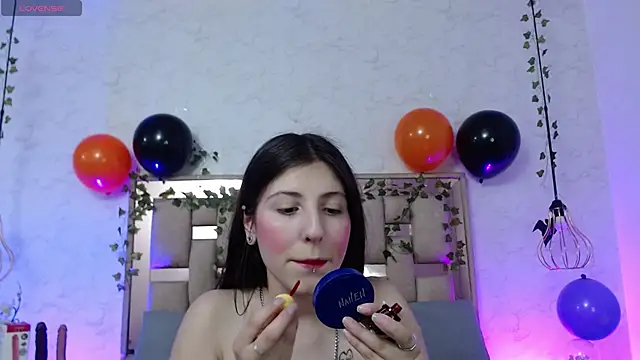 Snapshot of ScarlettRox chatting on October 2025 11:36:01 AM ScarlettRox online show from October 2025 11:36:01 AM